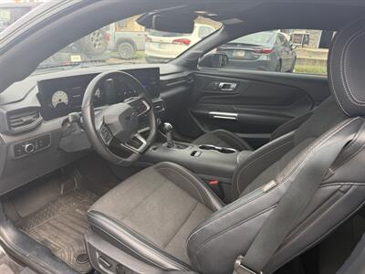 2024 Ford Mustang GT - Photo 13 - Elkhart, IN 46514