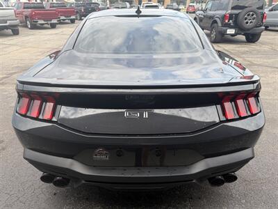 2024 Ford Mustang GT - Photo 6 - Elkhart, IN 46514
