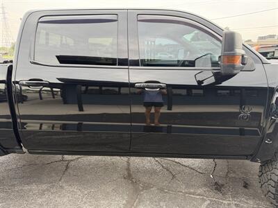 2017 Chevrolet Silverado 1500 LTZ Z71 - Photo 8 - Elkhart, IN 46514