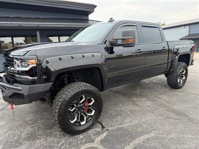 2017 Chevrolet Silverado 1500 LTZ Z71 - Photo 2 - Elkhart, IN 46514