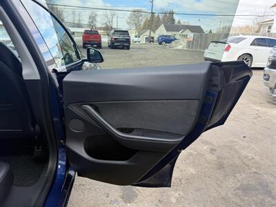 2020 Tesla Model Y Long Range - Photo 16 - Elkhart, IN 46514