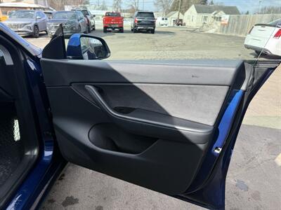 2020 Tesla Model Y Long Range - Photo 19 - Elkhart, IN 46514