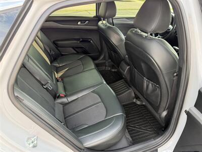 2023 Kia K5 GT-Line - Photo 16 - Elkhart, IN 46514