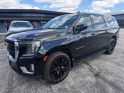 2021 GMC Yukon XL SLE   - Photo 2 - Elkhart, IN 46514