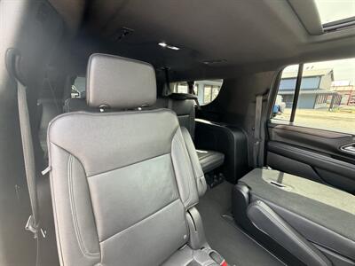 2023 Chevrolet Suburban LT - Photo 20 - Elkhart, IN 46514