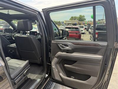 2023 Chevrolet Suburban LT - Photo 18 - Elkhart, IN 46514