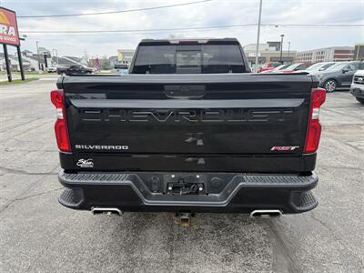 2019 Chevrolet Silverado 1500 RST   - Photo 5 - Elkhart, IN 46514