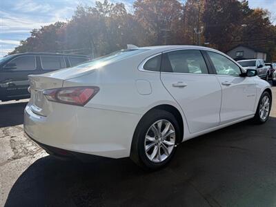 2022 Chevrolet Malibu LT - Photo 7 - Elkhart, IN 46514