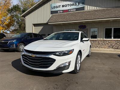 2022 Chevrolet Malibu LT - Photo 1 - Elkhart, IN 46514