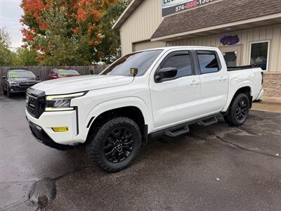 2023 Nissan Frontier S - Photo 2 - Elkhart, IN 46514
