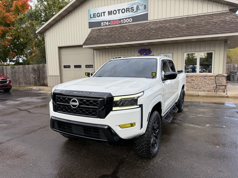 2023 Nissan Frontier S  
