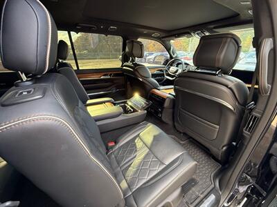 2023 Jeep Grand Wagoneer SERIES III   - Photo 15 - Elkhart, IN 46514