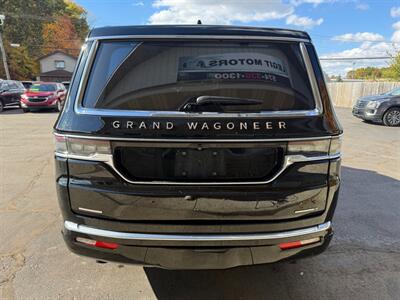 2023 Jeep Grand Wagoneer SERIES III   - Photo 4 - Elkhart, IN 46514
