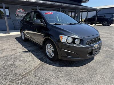 2015 Chevrolet Sonic LT Manual - Photo 9 - Elkhart, IN 46514