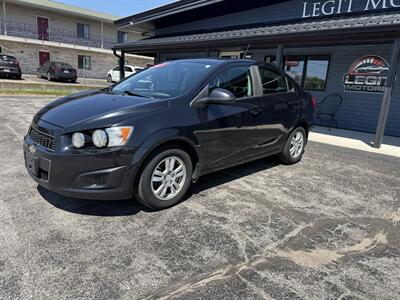 2015 Chevrolet Sonic LT Manual - Photo 2 - Elkhart, IN 46514