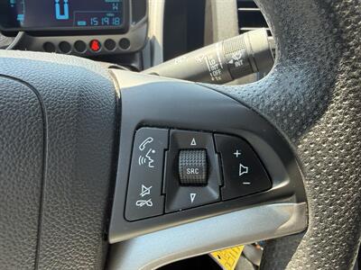 2015 Chevrolet Sonic LT Manual - Photo 18 - Elkhart, IN 46514