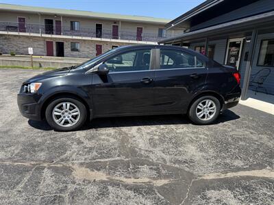 2015 Chevrolet Sonic LT Manual - Photo 3 - Elkhart, IN 46514
