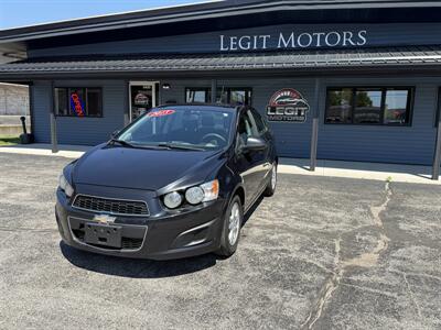 2015 Chevrolet Sonic LT Manual - Photo 11 - Elkhart, IN 46514
