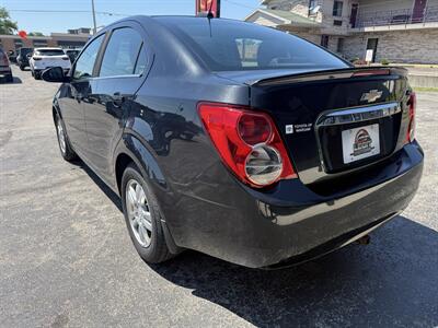 2015 Chevrolet Sonic LT Manual - Photo 4 - Elkhart, IN 46514