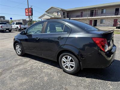 2015 Chevrolet Sonic LT Manual - Photo 5 - Elkhart, IN 46514