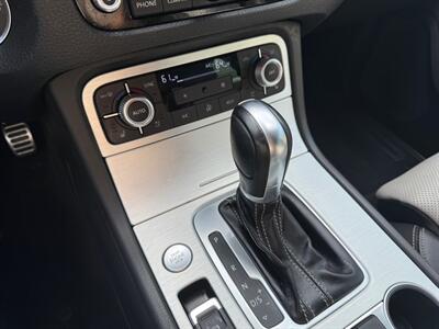 2017 Volkswagen Touareg WOLFSBURG   - Photo 23 - Elkhart, IN 46514