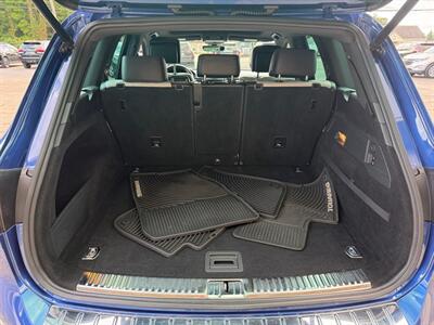 2017 Volkswagen Touareg WOLFSBURG   - Photo 14 - Elkhart, IN 46514
