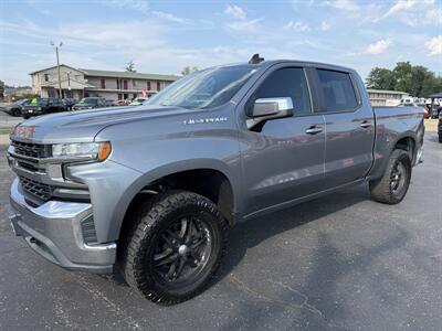 2019 Chevrolet Silverado 1500 LT   - Photo 2 - Elkhart, IN 46514