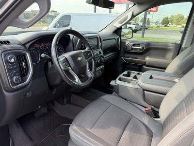 2019 Chevrolet Silverado 1500 LT   - Photo 12 - Elkhart, IN 46514