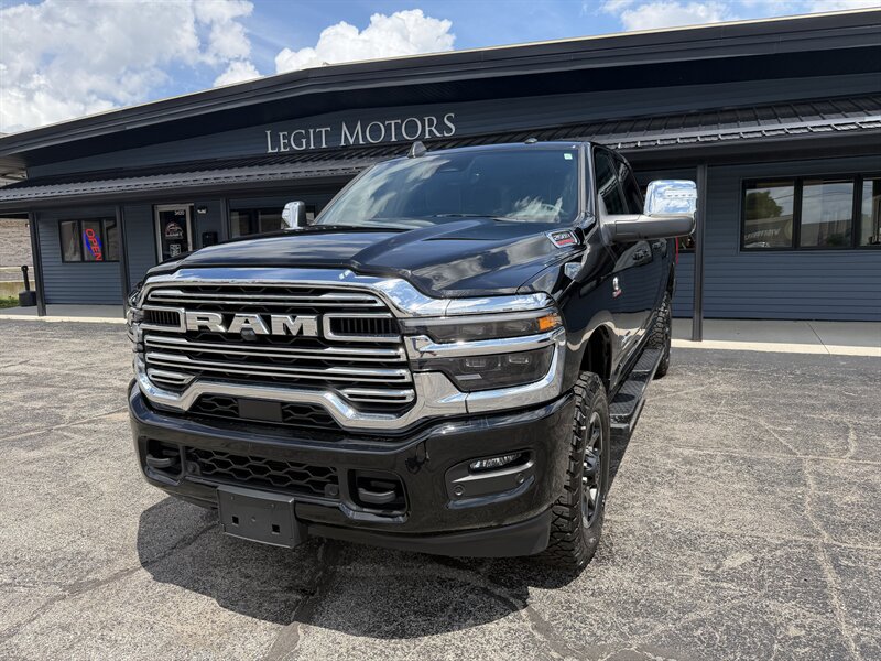 2026 RAM 2500 Laramie   - Photo 1 - Elkhart, IN 46514