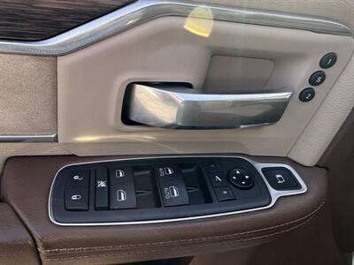 2020 RAM 3500 Laramie   - Photo 27 - Elkhart, IN 46514