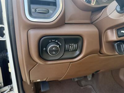 2020 RAM 3500 Laramie   - Photo 26 - Elkhart, IN 46514