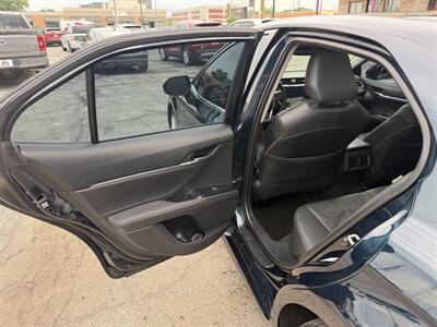2018 Toyota Camry XLE V6   - Photo 13 - Elkhart, IN 46514
