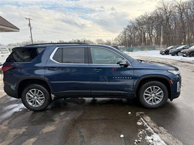 2023 Chevrolet Traverse LT - Photo 8 - Elkhart, IN 46514