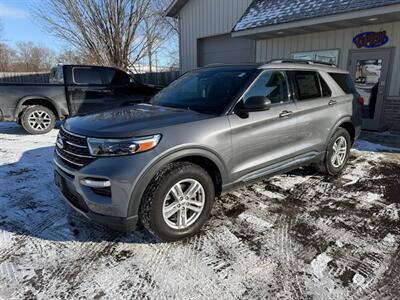 2021 Ford Explorer XLT   - Photo 2 - Elkhart, IN 46514