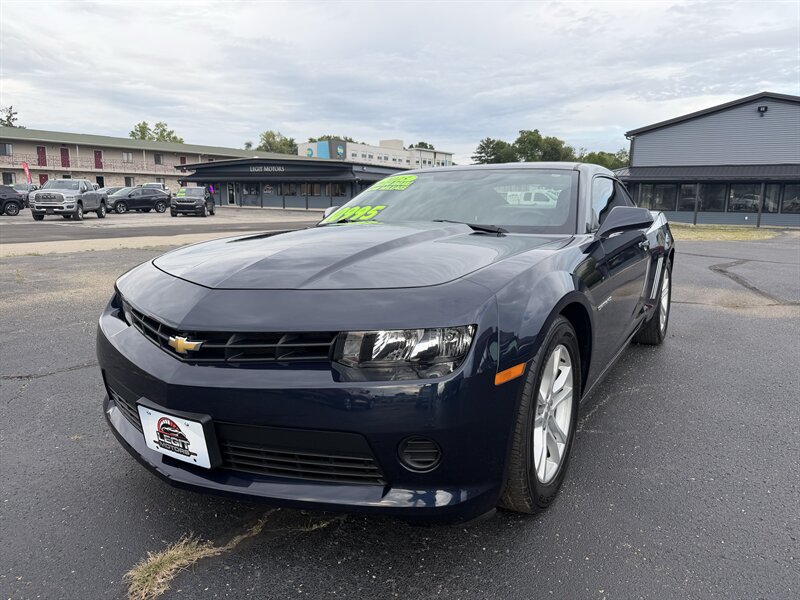 2015 Chevrolet Camaro LS   - Photo 1 - Elkhart, IN 46514