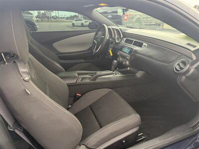 2015 Chevrolet Camaro LS - Photo 14 - Elkhart, IN 46514
