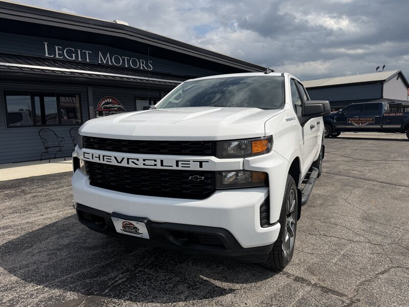 2021 Chevrolet Silverado 1500 Custom   - Photo 1 - Elkhart, IN 46514