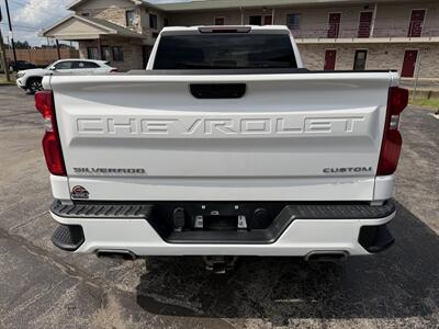 2021 Chevrolet Silverado 1500 Custom - Photo 6 - Elkhart, IN 46514