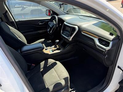 2017 GMC Acadia SLE-2   - Photo 18 - Elkhart, IN 46514