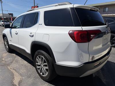 2017 GMC Acadia SLE-2   - Photo 5 - Elkhart, IN 46514