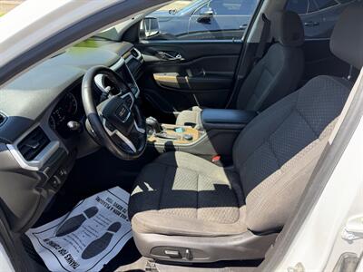 2017 GMC Acadia SLE-2   - Photo 12 - Elkhart, IN 46514