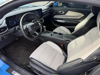 2024 Ford Mustang GT Premium   - Photo 12 - Elkhart, IN 46514