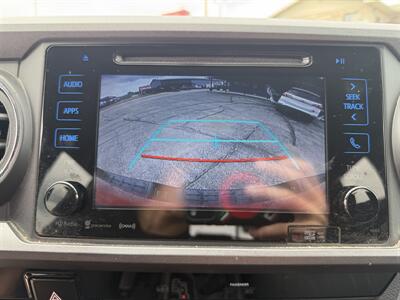 2017 Toyota Tacoma TRD Off-Road - Photo 21 - Elkhart, IN 46514