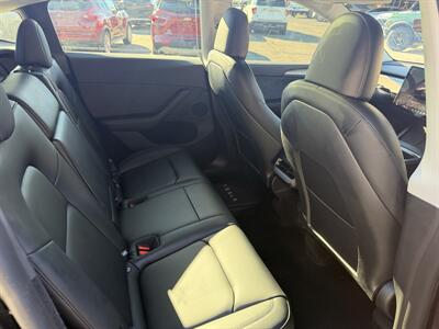 2025 Tesla Model Y Long Range   - Photo 15 - Elkhart, IN 46514