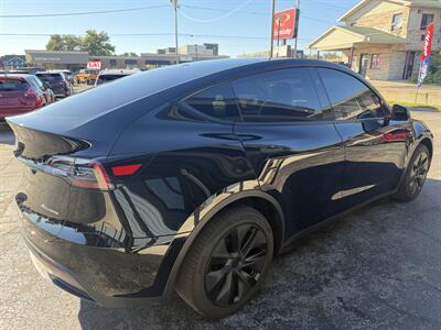 2025 Tesla Model Y Long Range   - Photo 3 - Elkhart, IN 46514