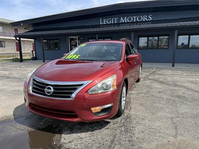 2014 Nissan Altima 2.5   - Photo 12 - Elkhart, IN 46514