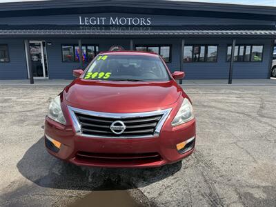 2014 Nissan Altima 2.5   - Photo 13 - Elkhart, IN 46514