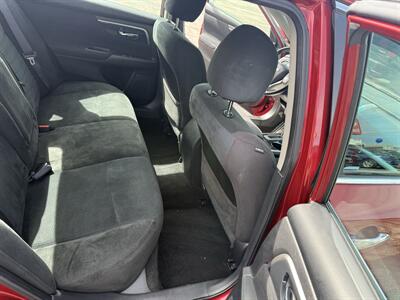 2014 Nissan Altima 2.5   - Photo 19 - Elkhart, IN 46514
