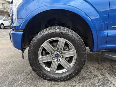2017 Ford F-150 Lariat   - Photo 3 - Elkhart, IN 46514