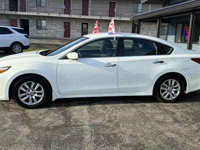 2018 Nissan Altima 2.5 S - Photo 16 - Elkhart, IN 46514